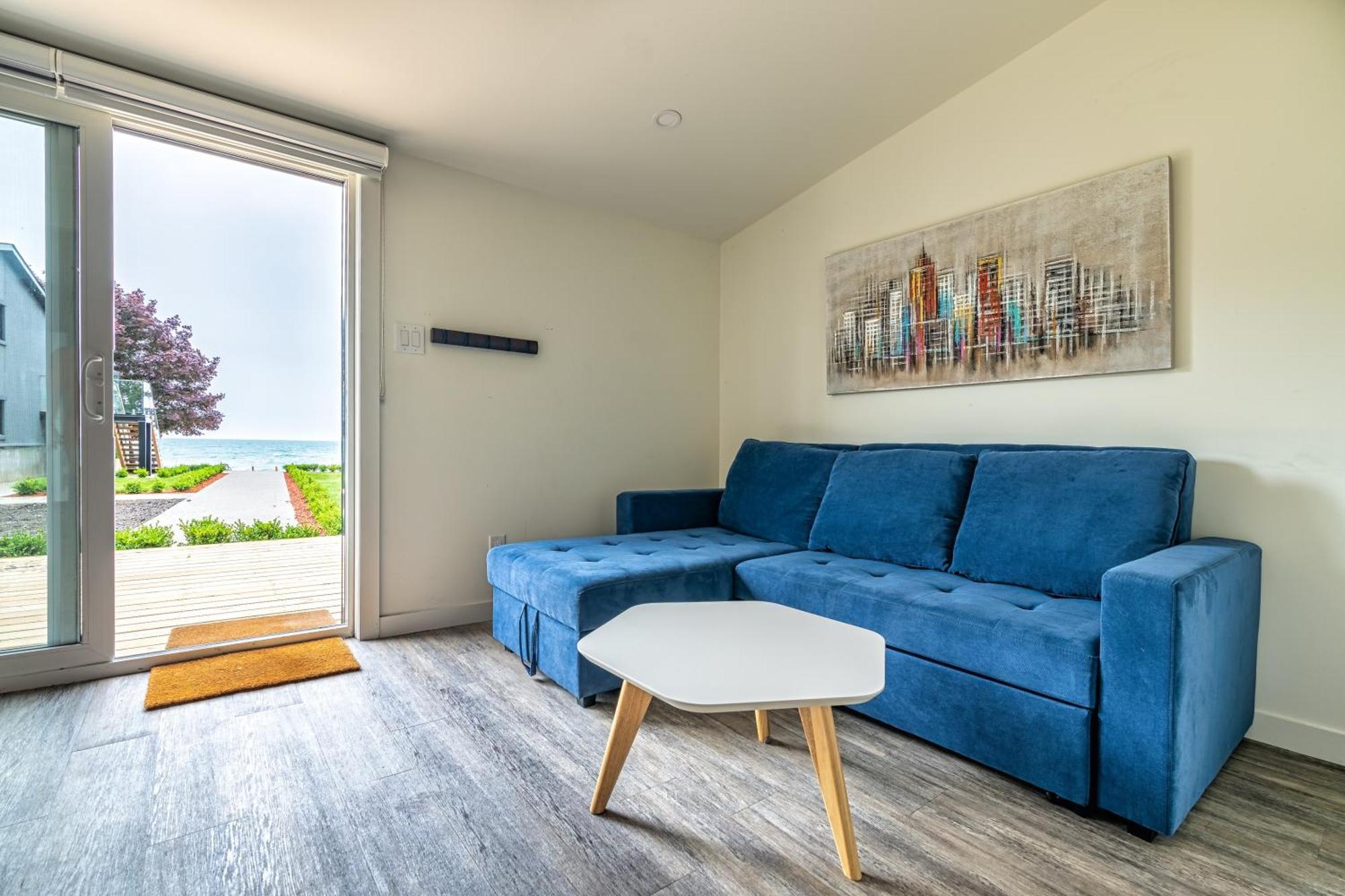 The Long Beach Resort - Beachfront Cottages & Townhouse Suites Wainfleet ภายนอก รูปภาพ