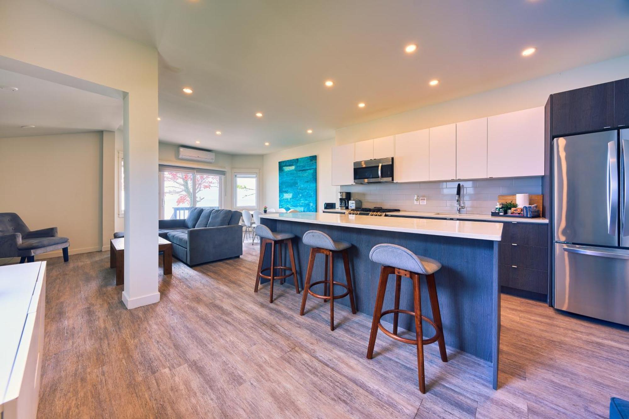 The Long Beach Resort - Beachfront Cottages & Townhouse Suites Wainfleet ภายนอก รูปภาพ