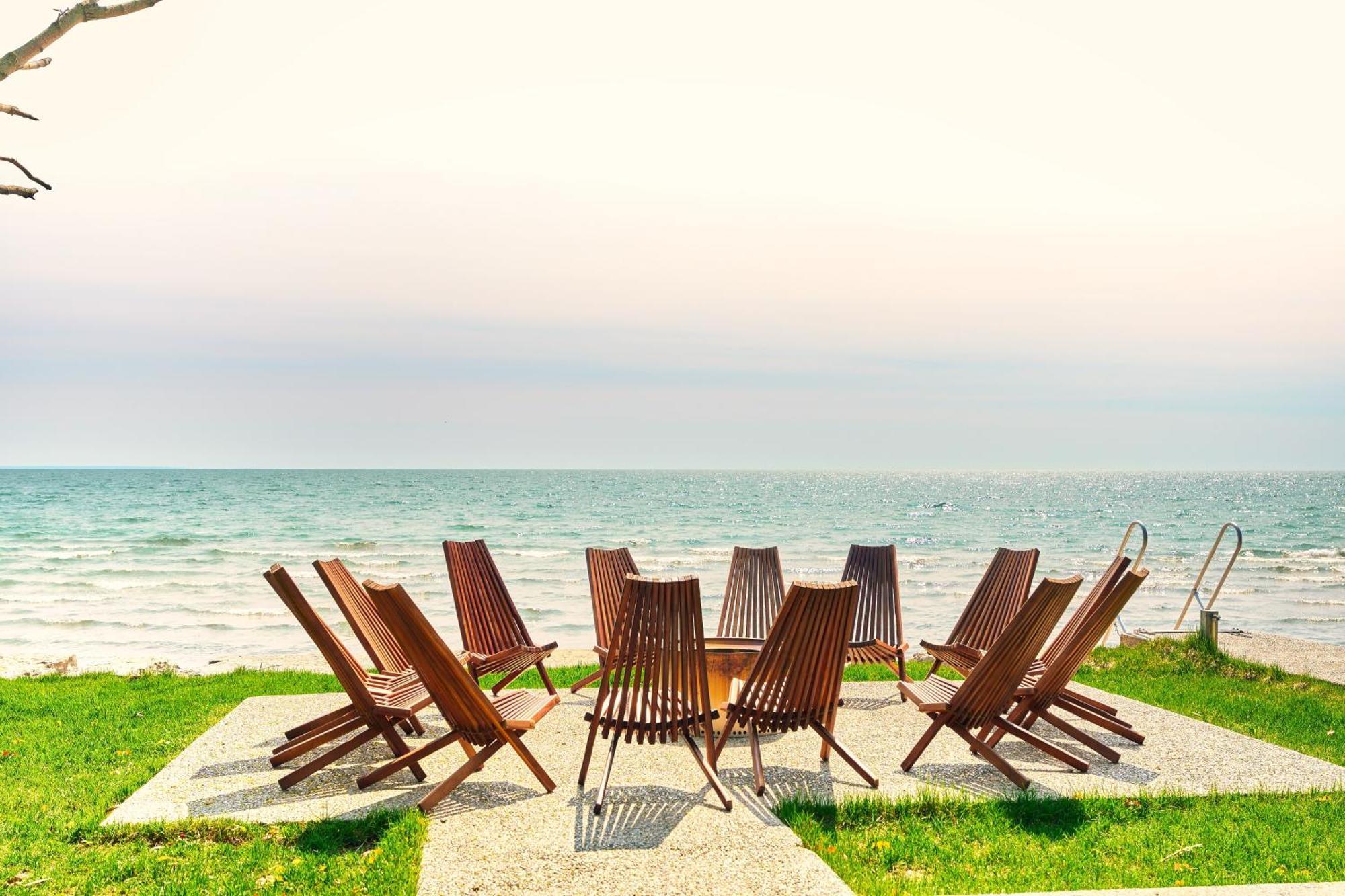 The Long Beach Resort - Beachfront Cottages & Townhouse Suites Wainfleet ภายนอก รูปภาพ