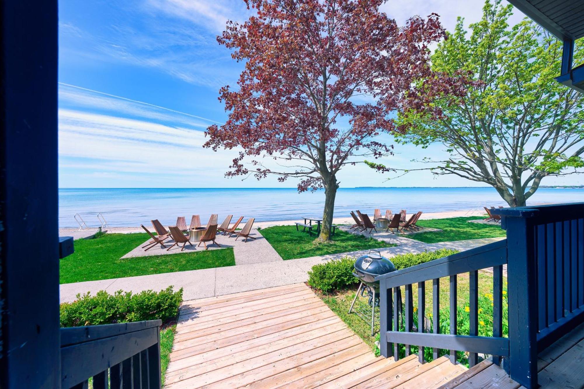 The Long Beach Resort - Beachfront Cottages & Townhouse Suites Wainfleet ภายนอก รูปภาพ